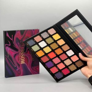 پالت سایه 28 رنگ کاراکتر مدل Blossom Character 28 Color Eyeshadow Palette Blossom