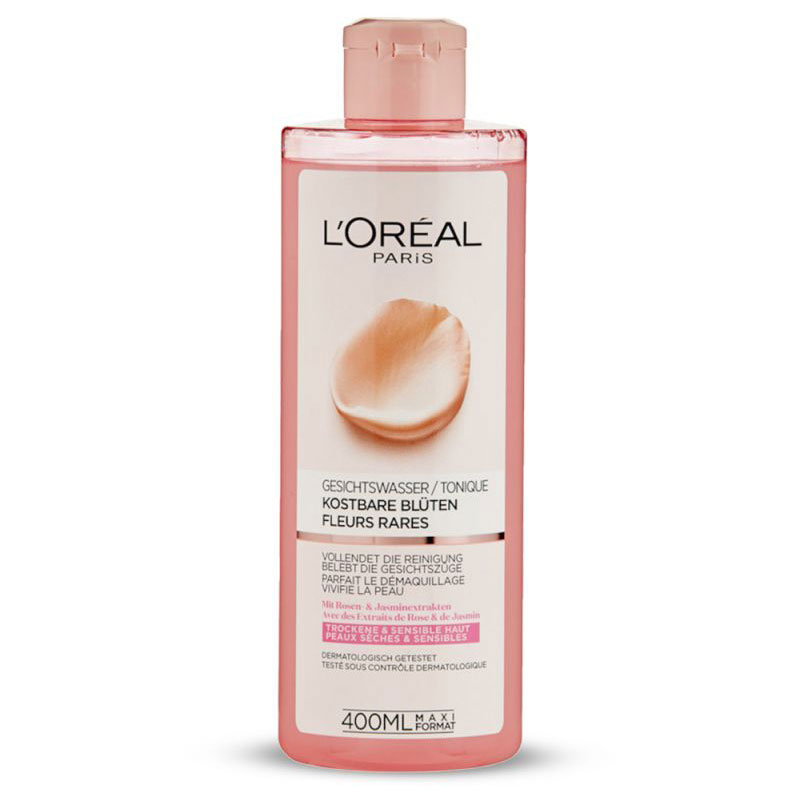 L'oral model dry skin toner